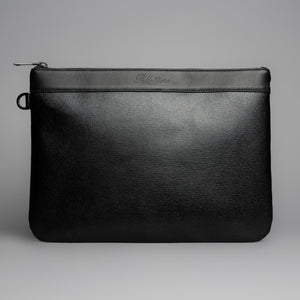 Elegante Leder Clutch für Herren, schwarze Tasche für Männer mit Reißverschluss und Narbenleder.